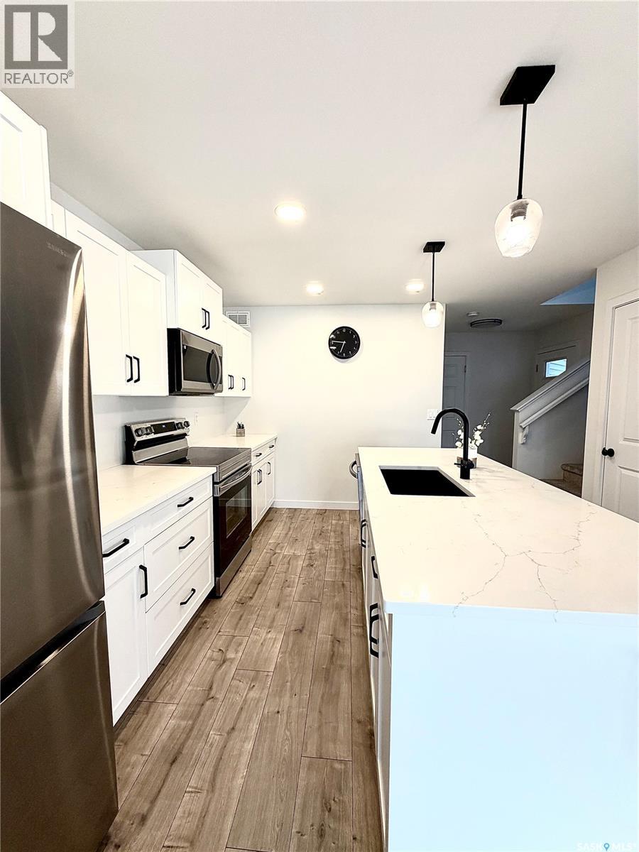 114 Cowessess Road, Saskatoon, Saskatchewan  S7V 1S3 - Photo 4 - SK043534