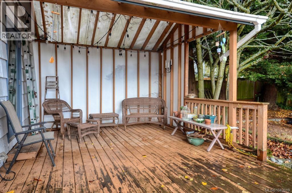 871 Fleming St, Esquimalt, British Columbia V9A 5V3 - Photo 28 - 1043919