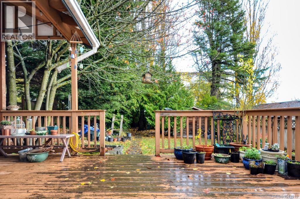 871 Fleming St, Esquimalt, British Columbia V9A 5V3 - Photo 29 - 1043919