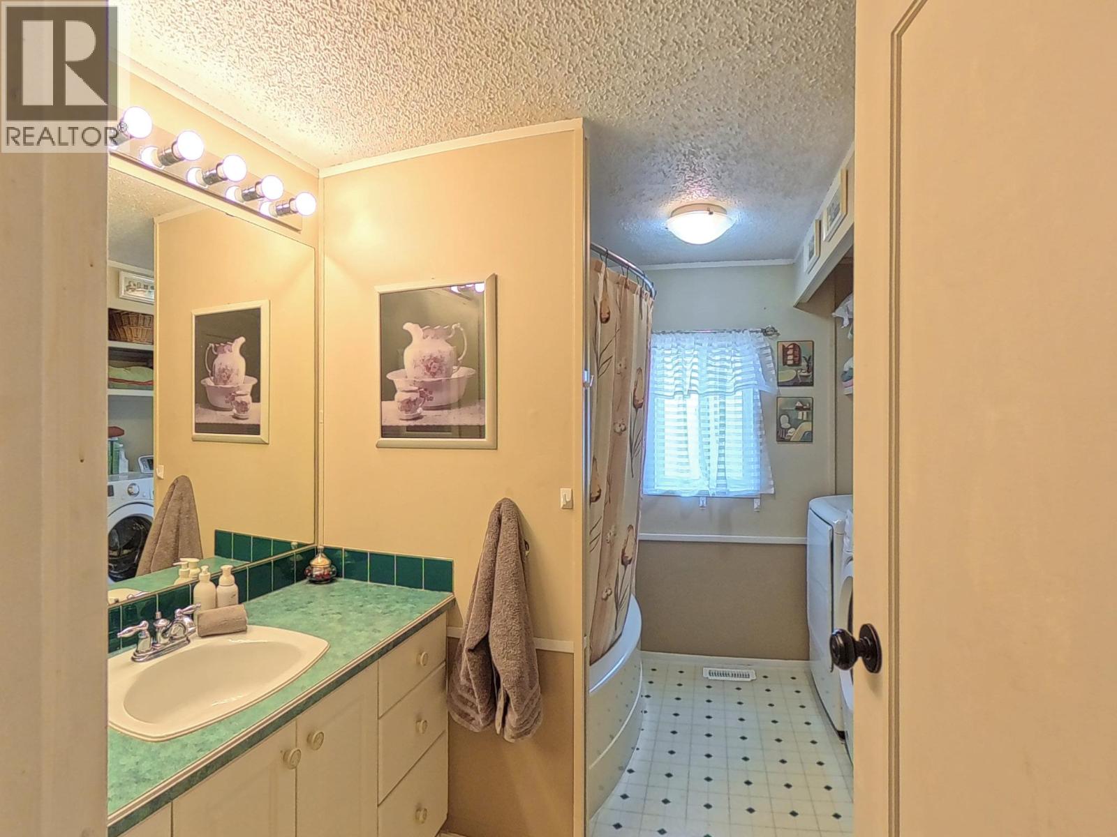 4428 Barriere Town Road Road Unit# 35, Barriere, British Columbia  V0E 1E0 - Photo 10 - 10395700