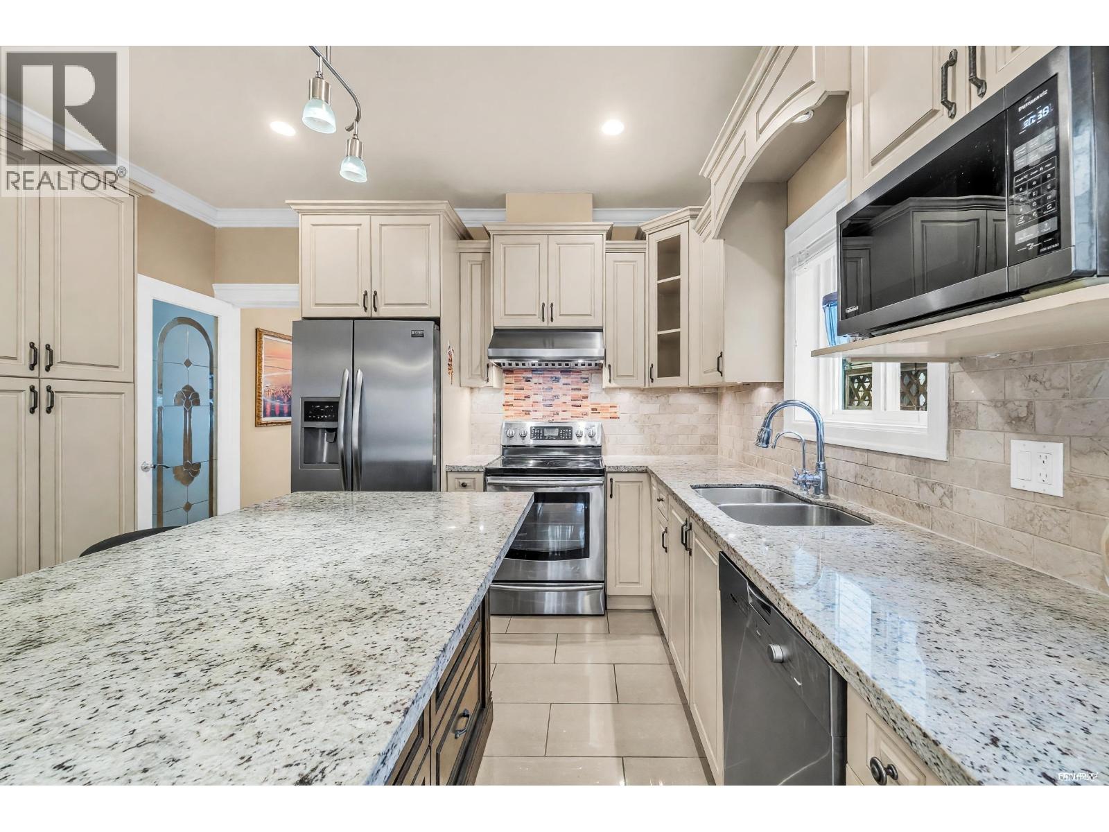 Listing image 9