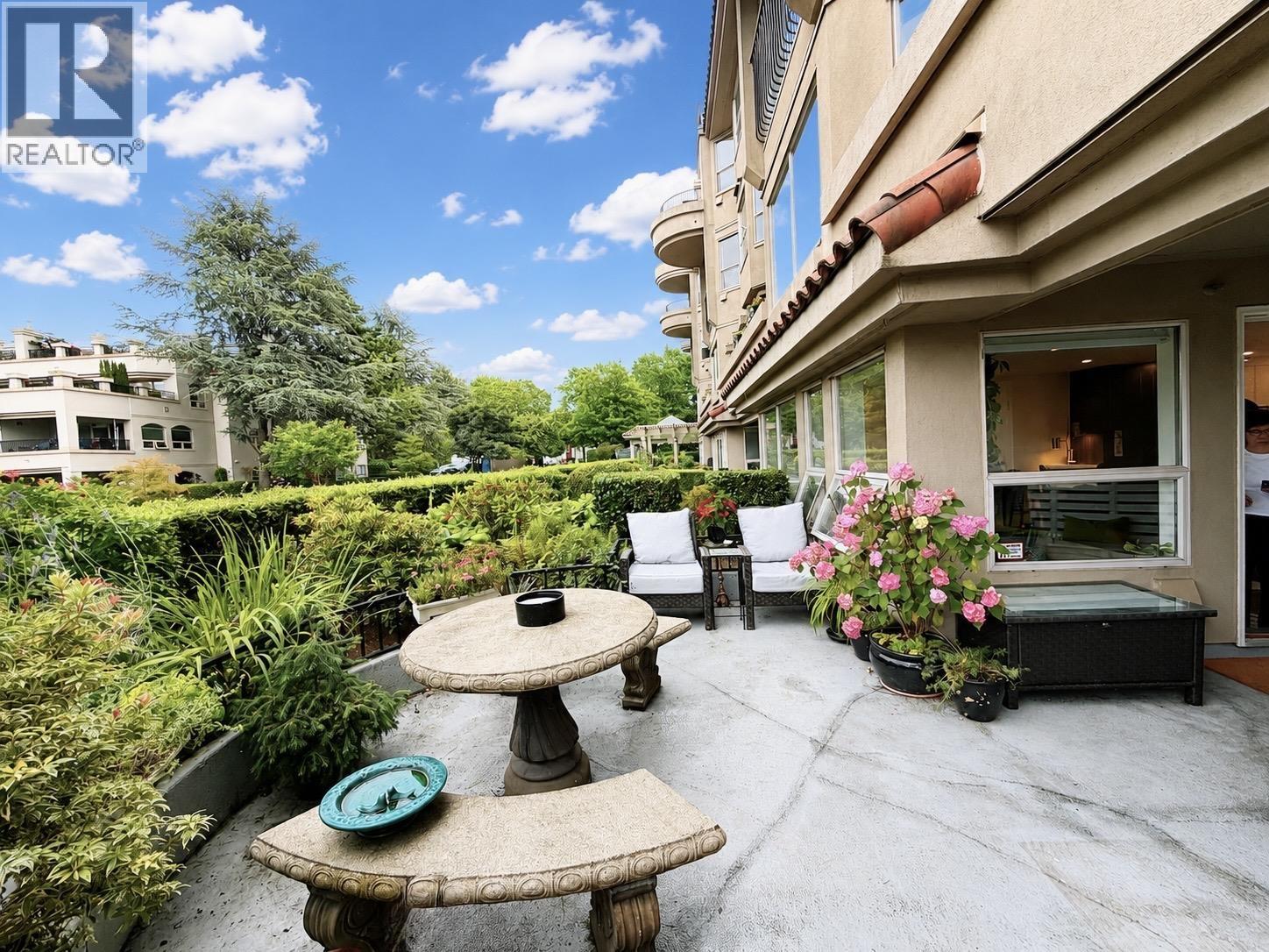 Vancouver Apartment for sale: 1 bedroom 818 sq.ft. (Listed 2026-08-10)