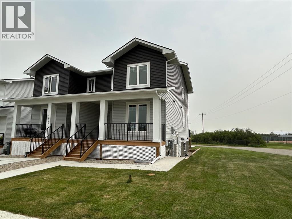 1903 Mccaskill Drive, Crossfield, Alberta  T0M 0S0 - Photo 1 - A2302711
