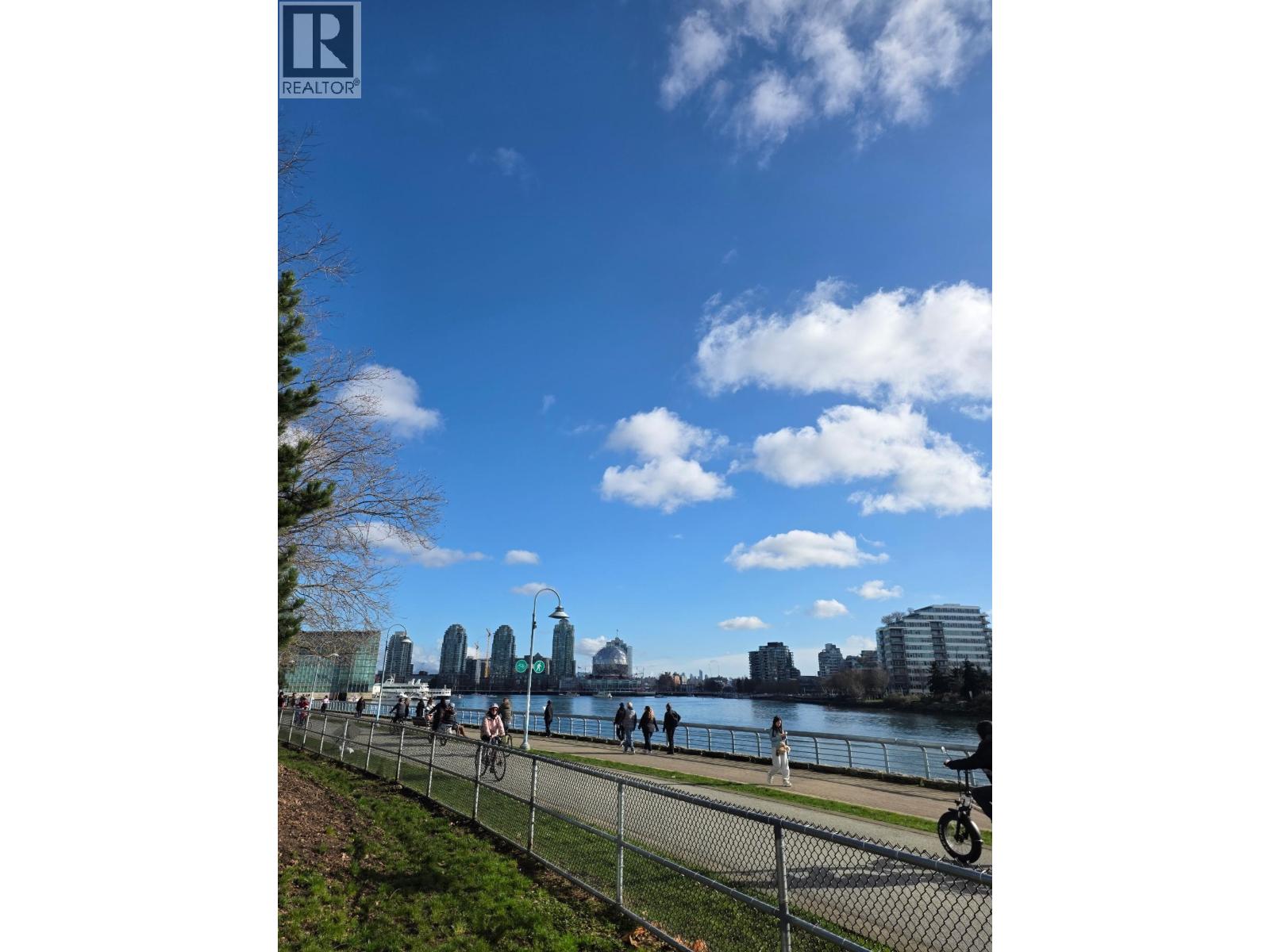Listing image 14