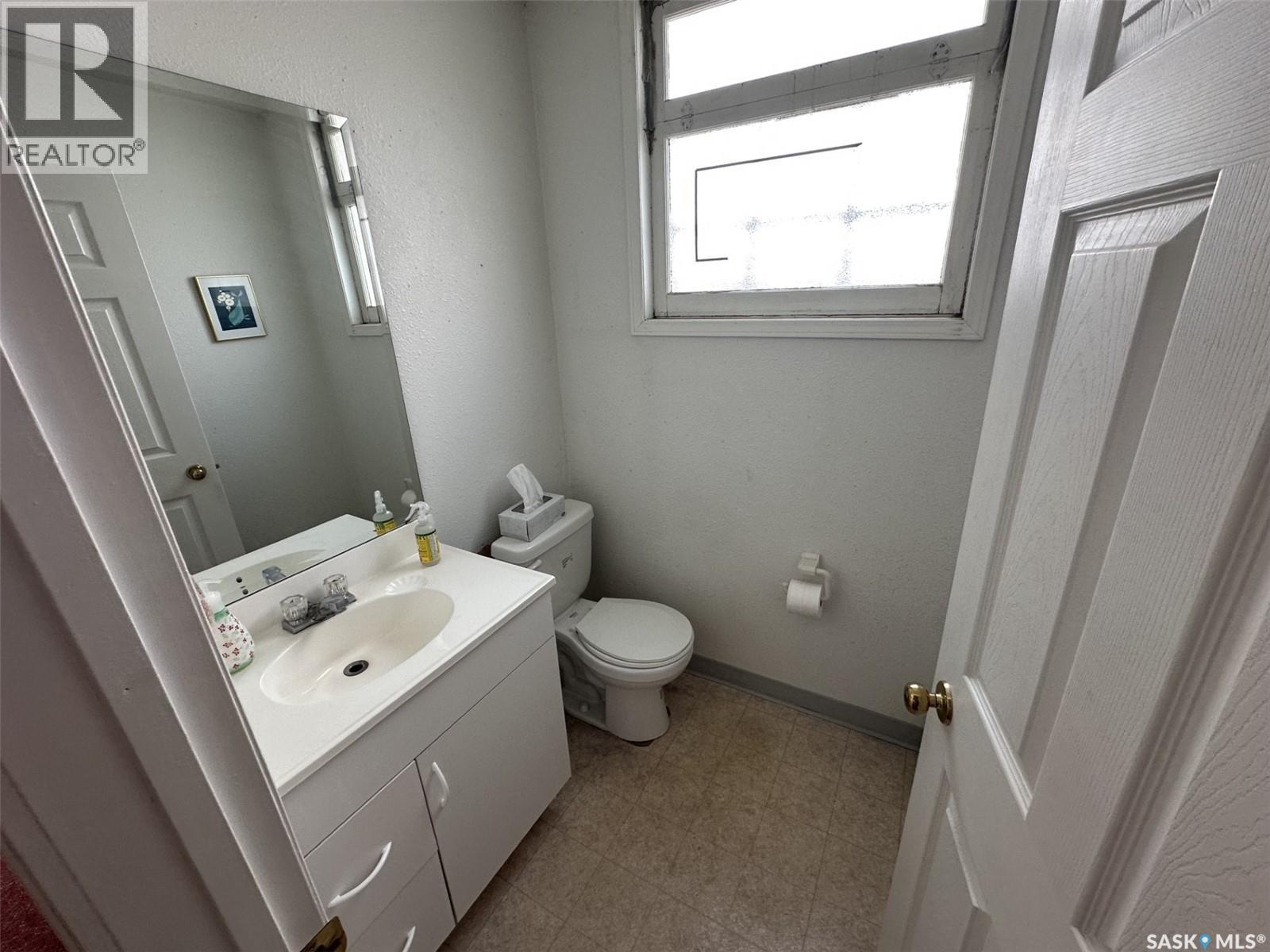 326 High Street W, Moose Jaw, Saskatchewan  S6H 1S9 - Photo 15 - SK043591