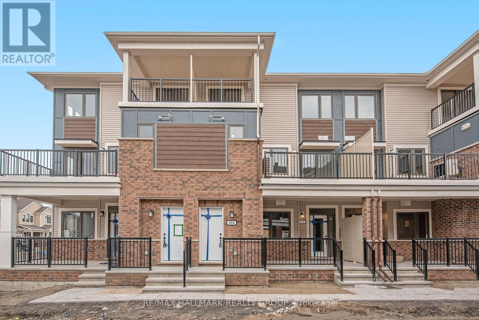 279 ZENITH PRIVATE, Ottawa, Ontario