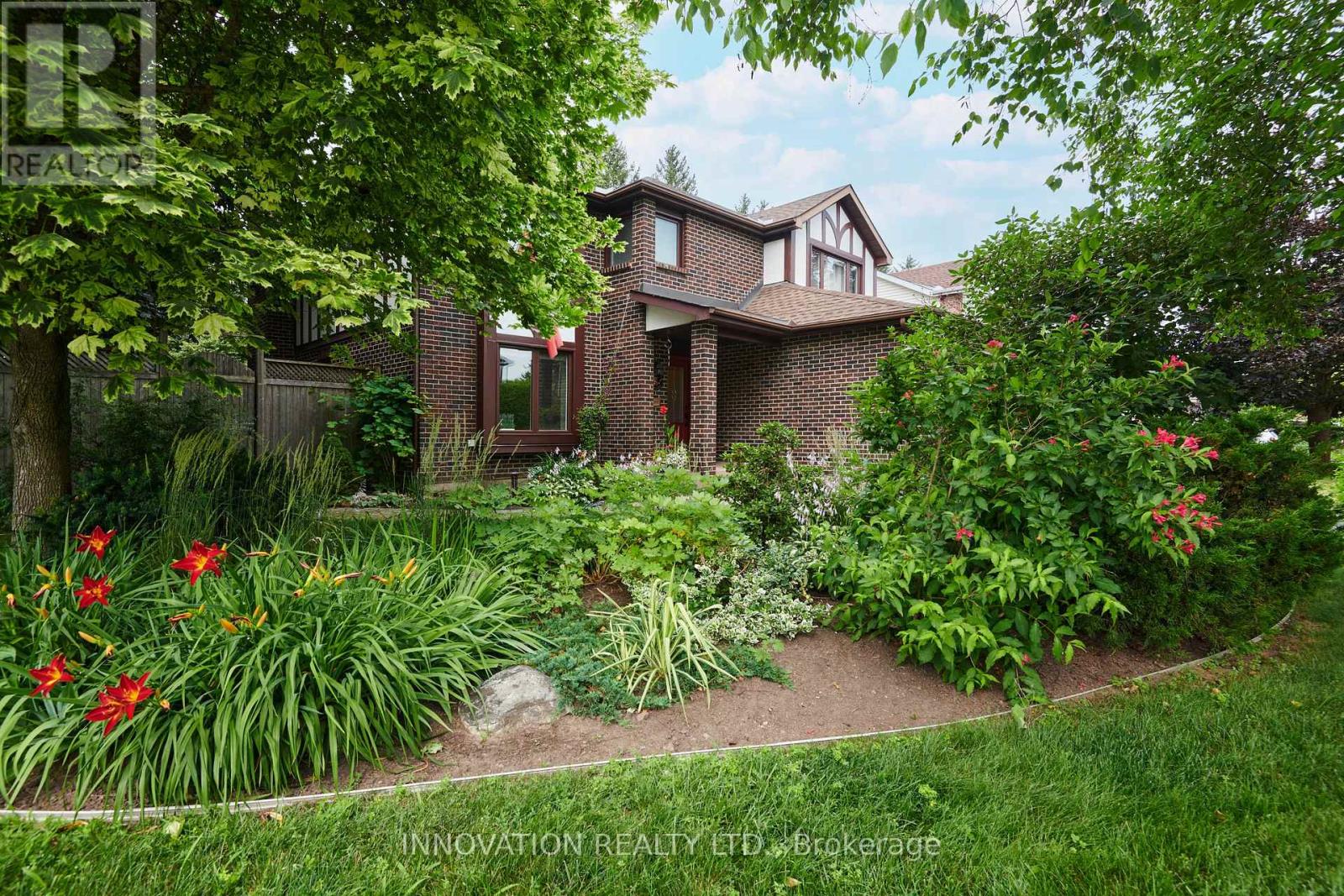 27 Cullen Court, Ottawa, Ontario  K2G 4Z3 - Photo 2 - X13600910