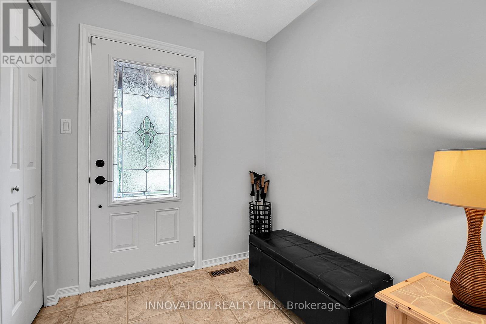 27 Cullen Court, Ottawa, Ontario  K2G 4Z3 - Photo 4 - X13600910