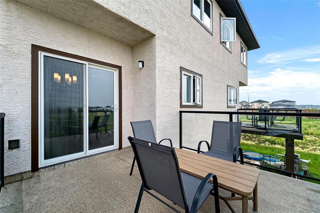79 Bell Gardens Cove, Winnipeg, Manitoba  R3Y 2E9 - Photo 31 - 202618539