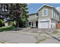 32 HARLAND CRESCENT, Ajax, Ontario