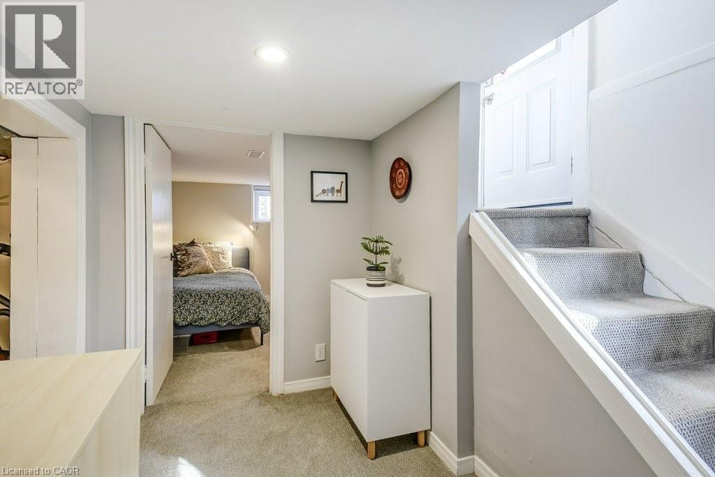 2180 Caroline Street, Burlington, Ontario  L7R 1M3 - Photo 16 - 40824924