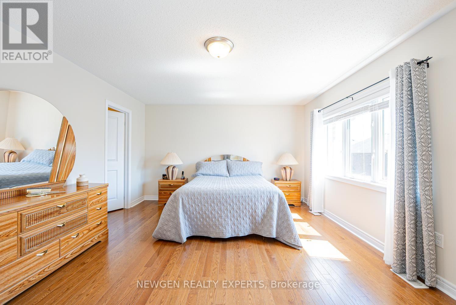 46 Monument Trail, Brampton, Ontario  L7A 4M9 - Photo 19 - W13601006