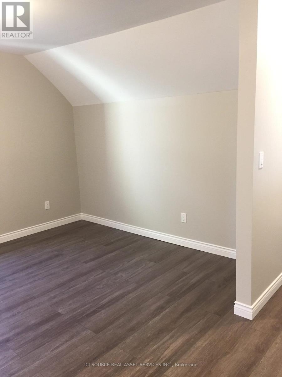 692 Lincoln Road, Windsor, Ontario  N8Y 2G7 - Photo 4 - X13601022