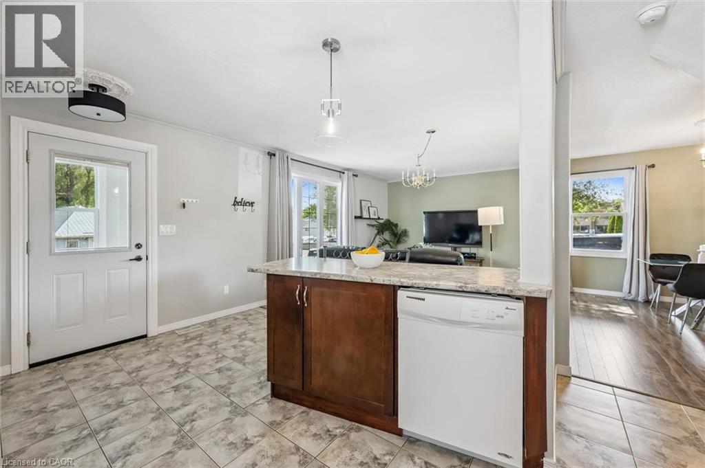 976 Guelph Street, Kitchener, Ontario  N2H 5Z6 - Photo 13 - 40850148