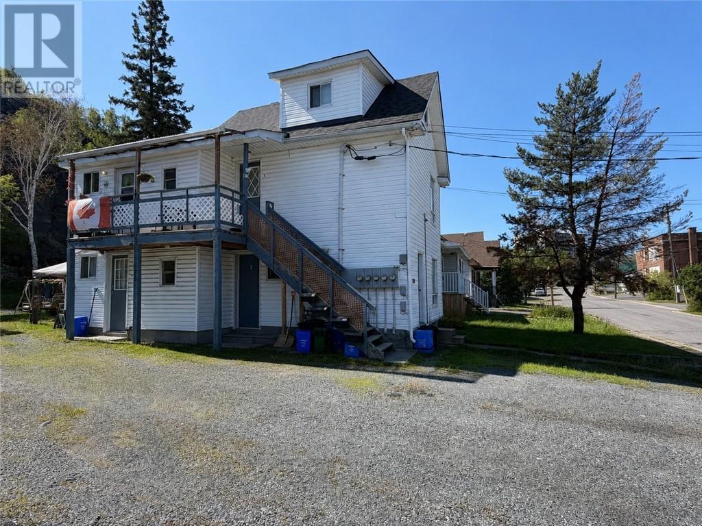 278 Mountain Street, Sudbury, Ontario  P3B 2T7 - Photo 2 - 2129387