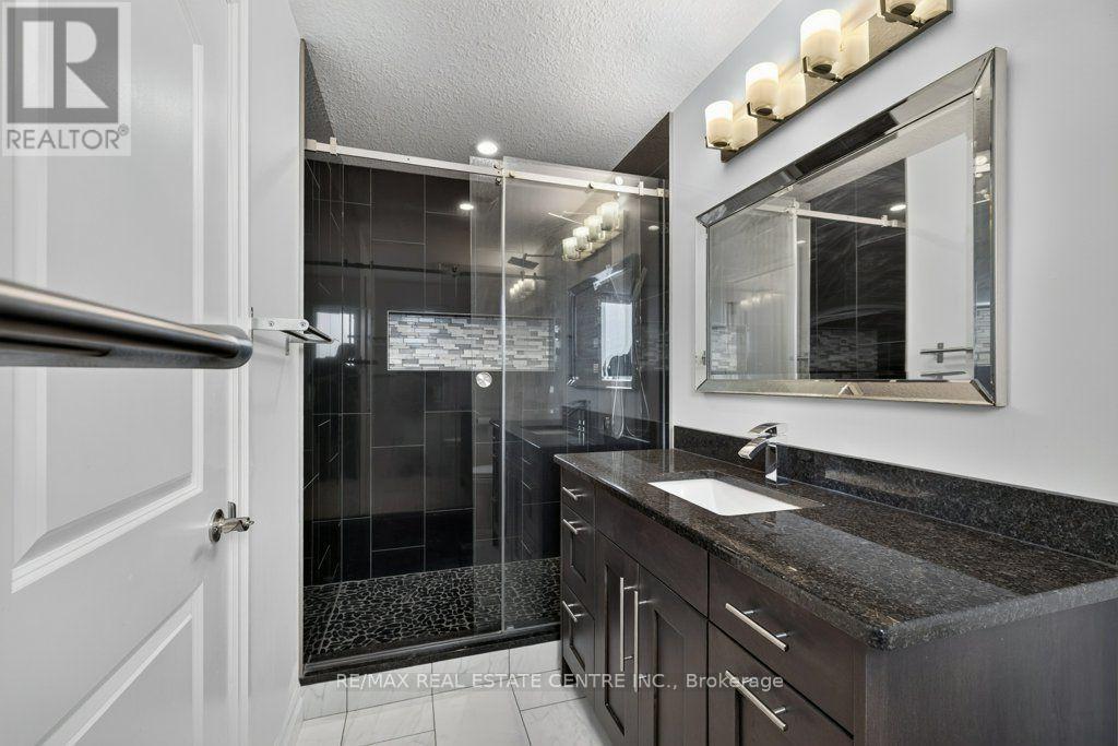 236 Neilson Avenue, Waterloo, Ontario N2J 2M3 - Photo 31 - X13599774