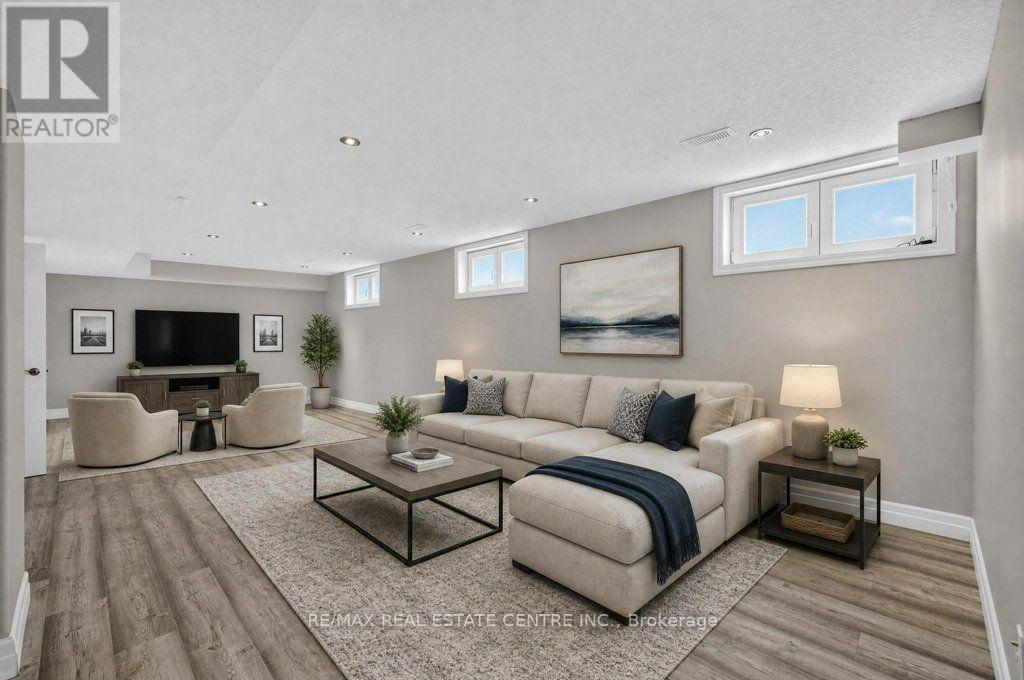 236 Neilson Avenue, Waterloo, Ontario N2J 2M3 - Photo 39 - X13599774