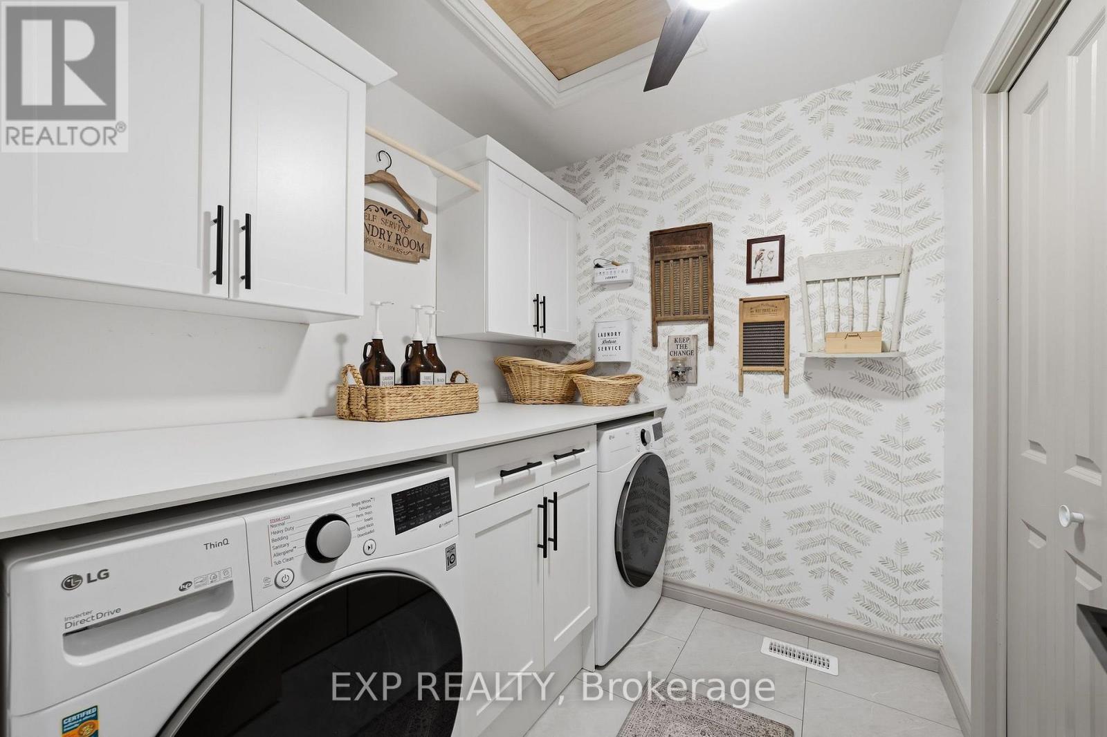 21243 Taits Road, Southwest Middlesex, Ontario  N0L 1M0 - Photo 7 - X13601254