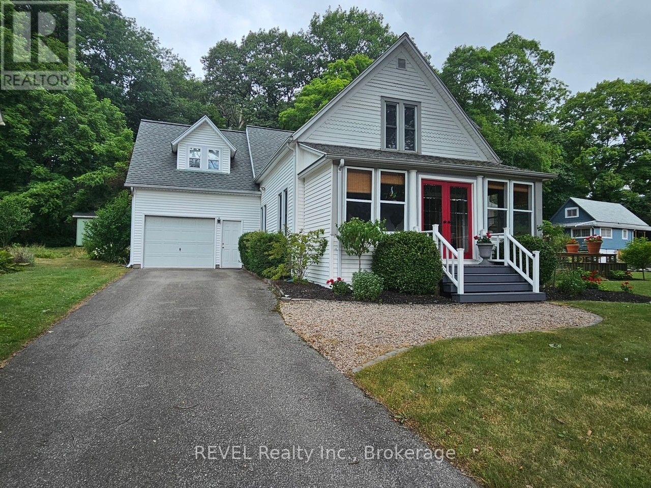 4912 BROWN ROAD, Fort Erie, Ontario