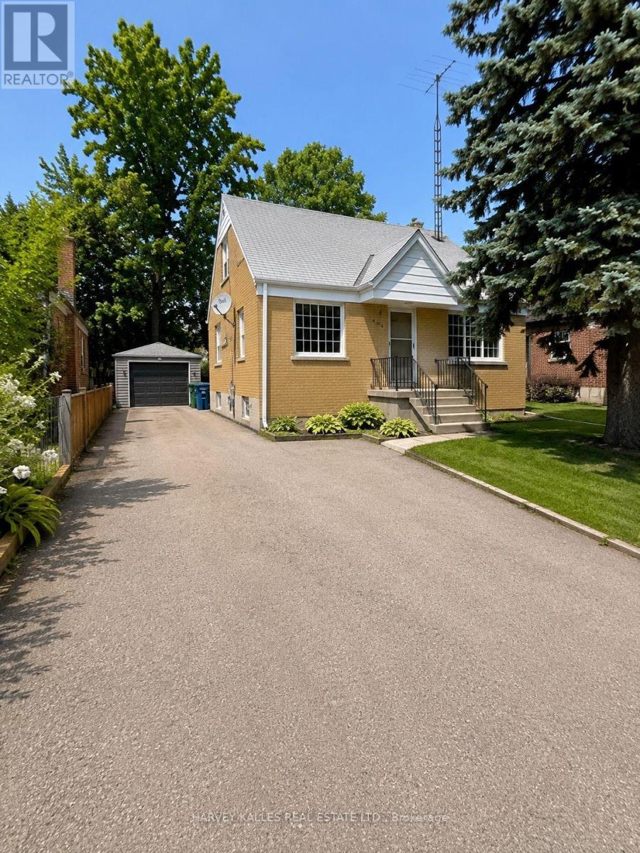 168 BOGERT AVENUE, Toronto (Lansing-Westgate)