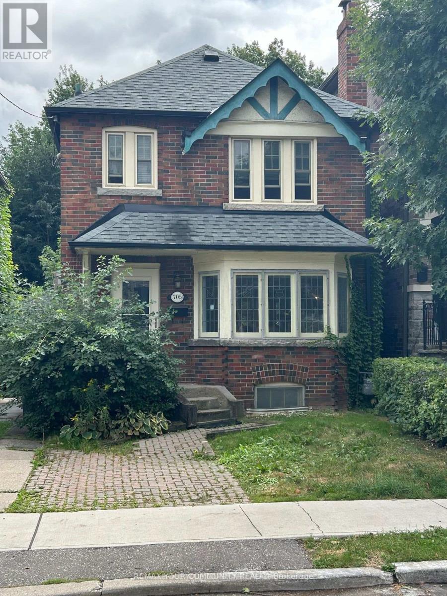 705 HILLSDALE AVENUE E, Toronto, Ontario