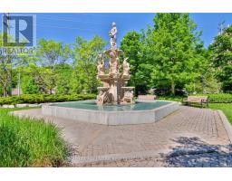 411 - 8201 ISLINGTON AVENUE, Vaughan, Ontario