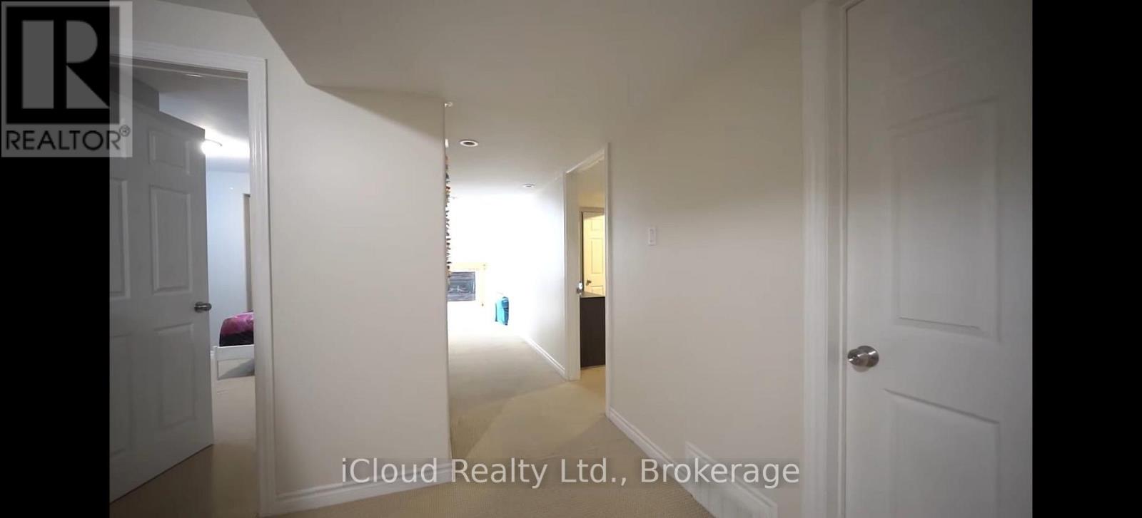 72 Graihawk Drive, Barrie, Ontario  L4N 6G7 - Photo 6 - S13601158