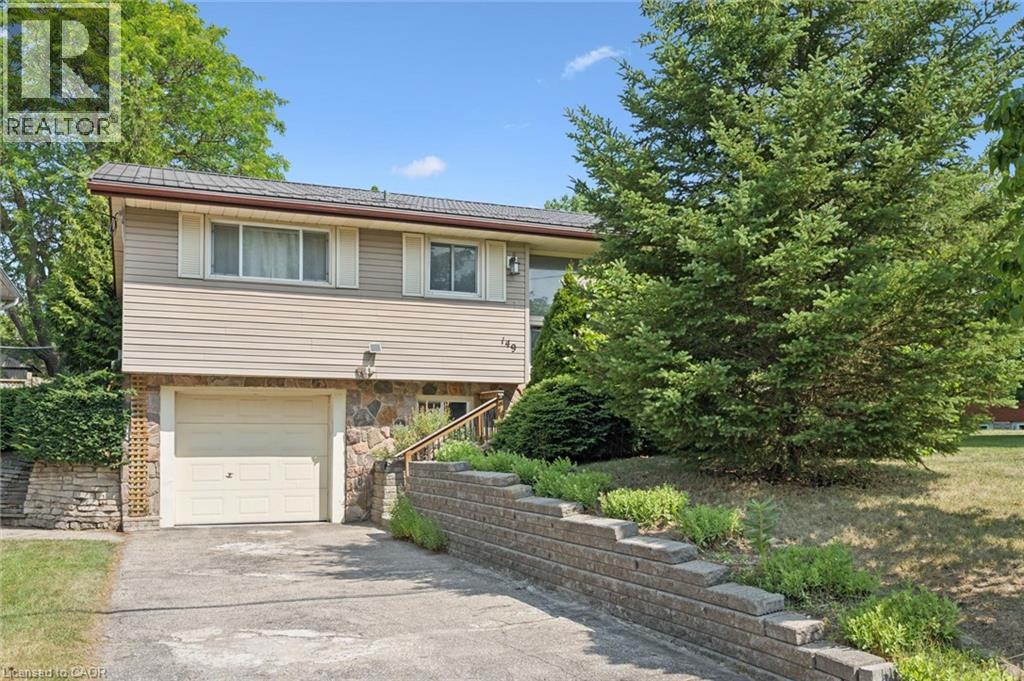 149 Schweitzer Street, Kitchener, Ontario  N2K 1C2 - Photo 2 - 40846948