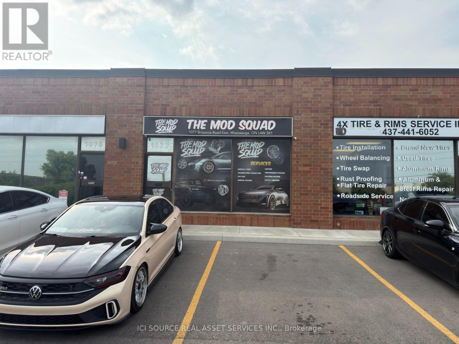 4 - 1077 Britannia Road E, Mississauga, Ontario  L4W 3X1 - Photo 1 - W13601072