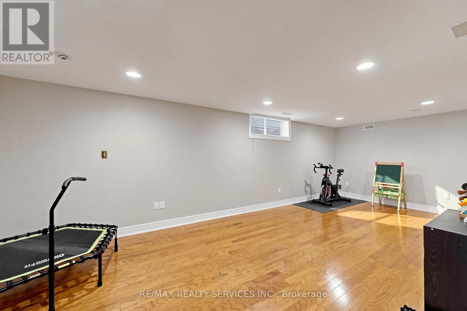32 Hillpath Crescent, Brampton, Ontario  L6Z 4T9 - Photo 36 - W13601182