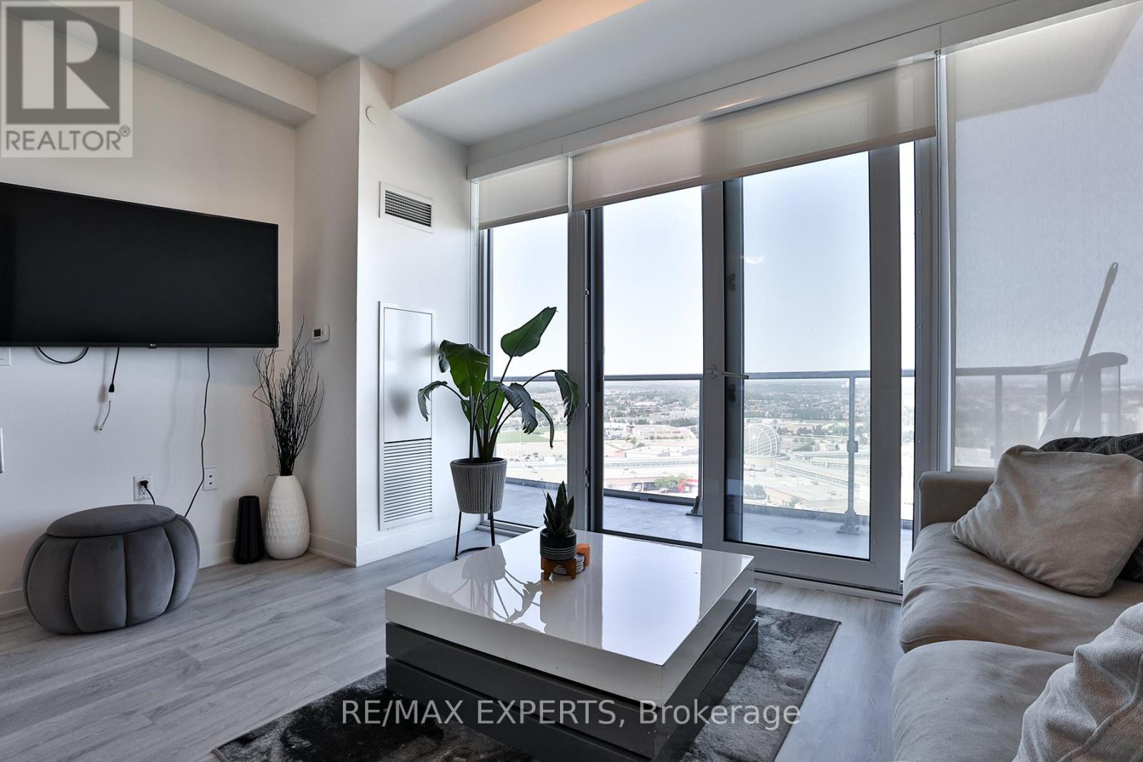 2108 - 4675 Metcalfe Avenue, Mississauga, Ontario  L5M 0Z8 - Photo 7 - W13601218
