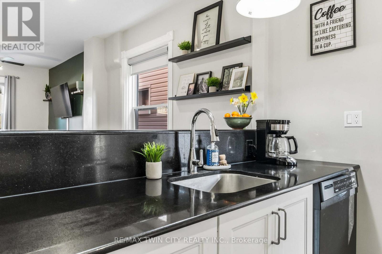 69 St Paul Avenue, Brantford, Ontario  N3T 4E7 - Photo 17 - X13601192