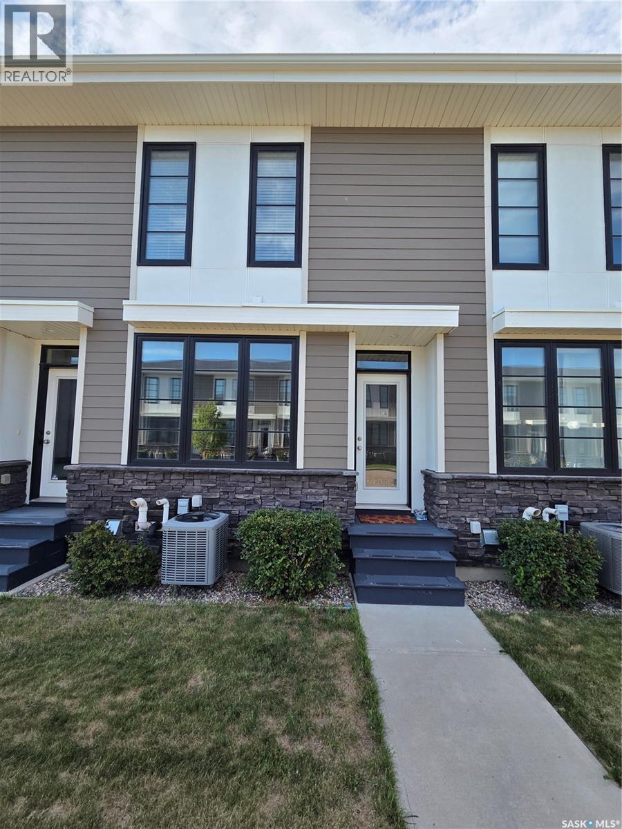 204 3229 Elgaard DRIVE, Regina, Saskatchewan