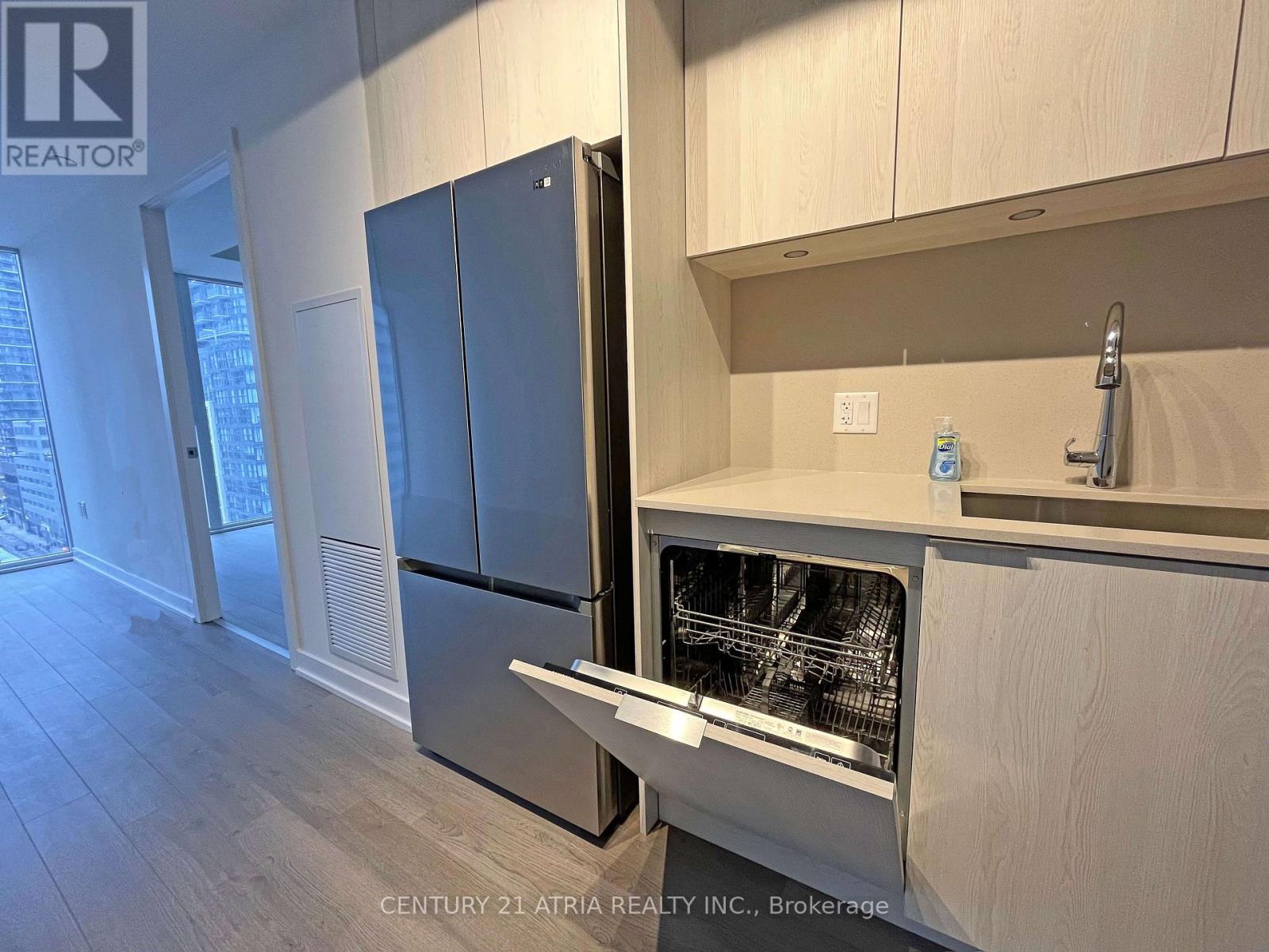 1002 - 357 King Street W, Toronto, Ontario  M5V 0S7 - Photo 5 - C13601296