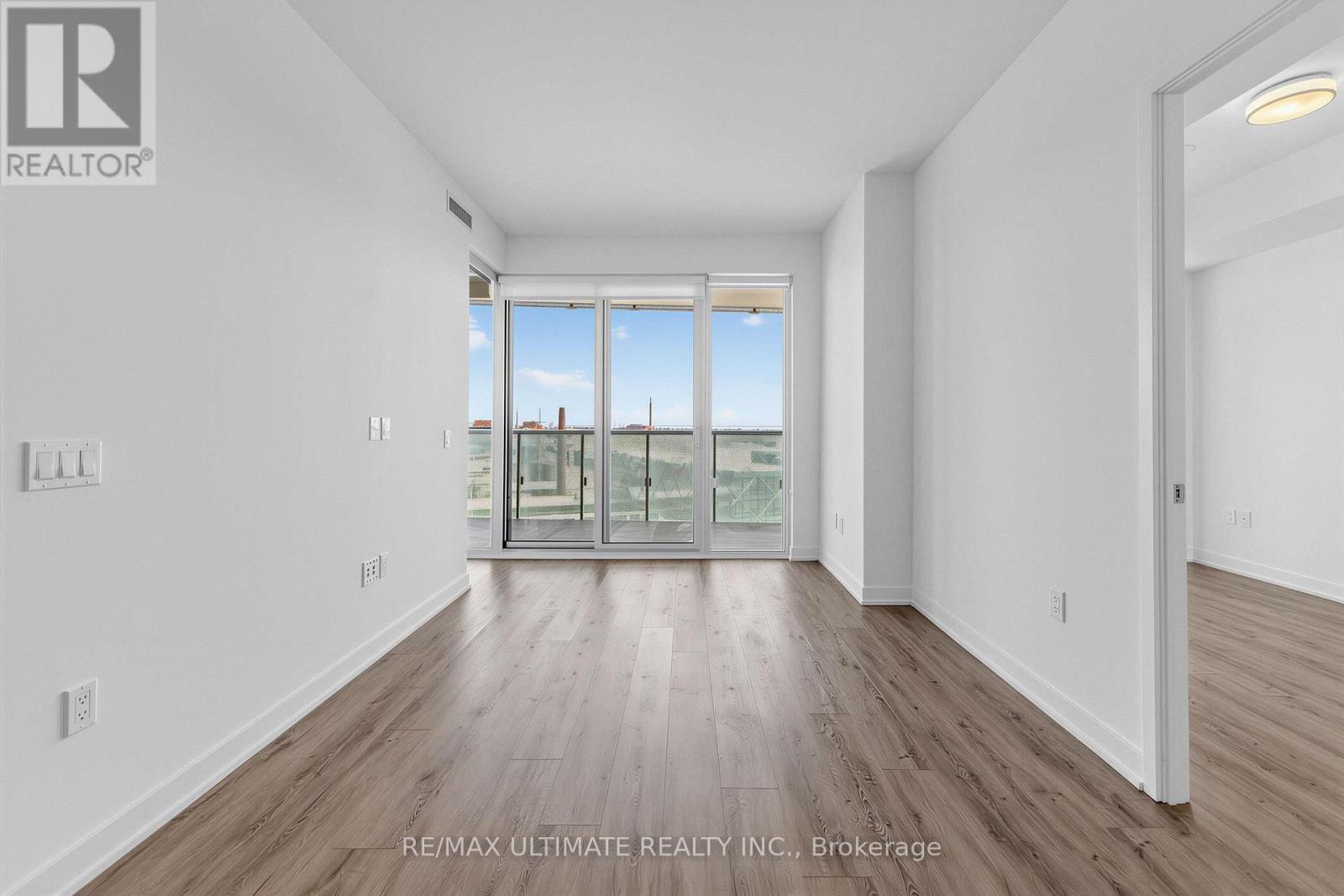 1901 - 15 Queens Quay E, Toronto, Ontario  M5E 0A5 - Photo 9 - C13601318