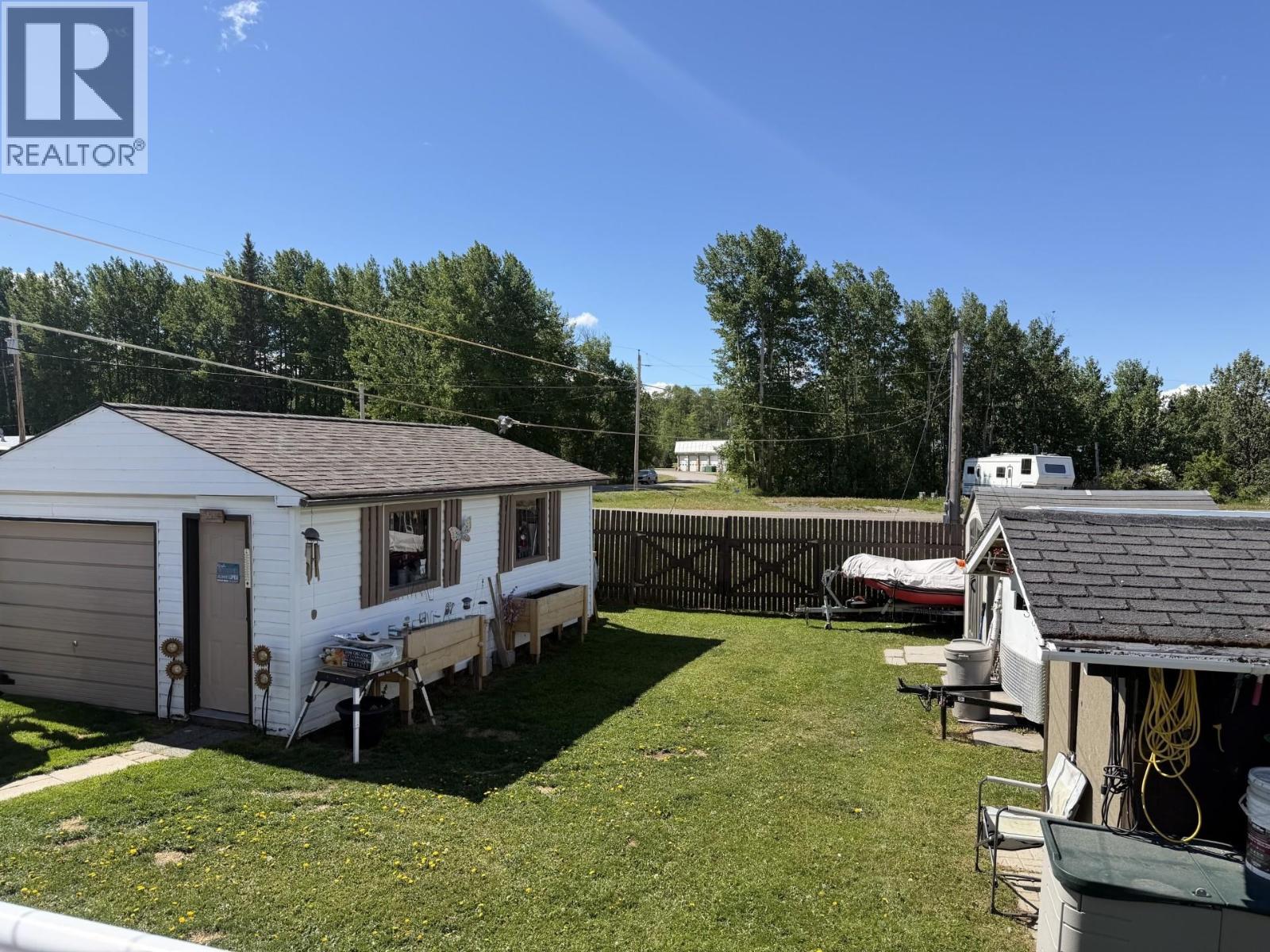 13 Nadina Crescent, Fraser Lake, British Columbia  V0J 1S0 - Photo 5 - R3149511