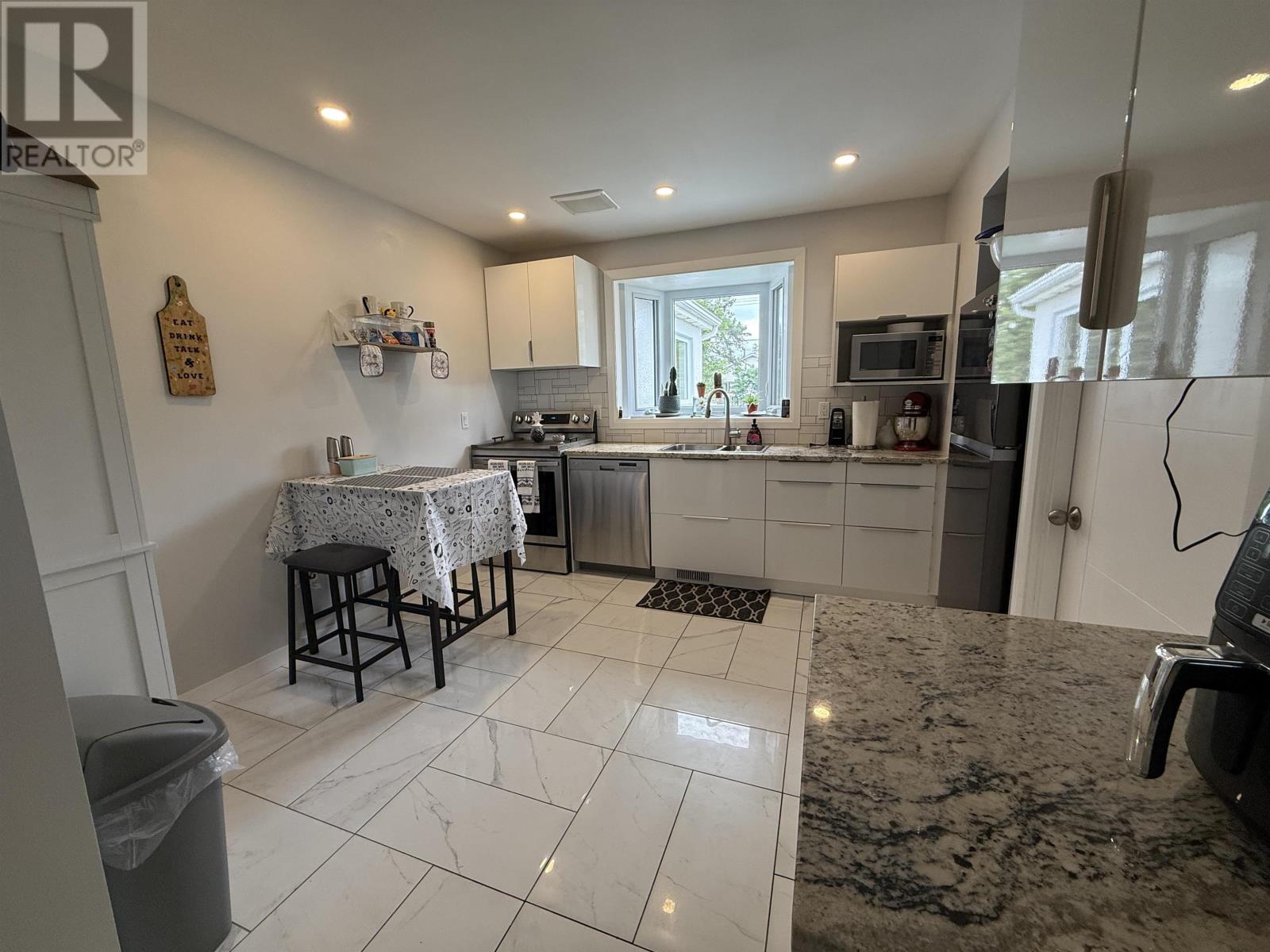 2613 Isabella St E, Thunder Bay, Ontario  P7E 5C9 - Photo 5 - TB2602047