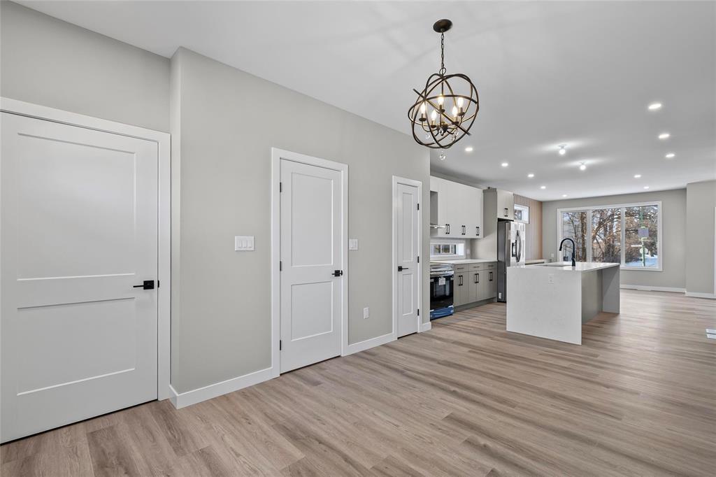 514 Rathgar Avenue, Winnipeg, Manitoba  R3L 1G3 - Photo 15 - 202617398