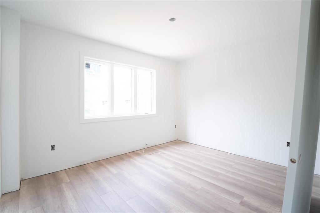 514 Rathgar Avenue, Winnipeg, Manitoba  R3L 1G3 - Photo 23 - 202617398
