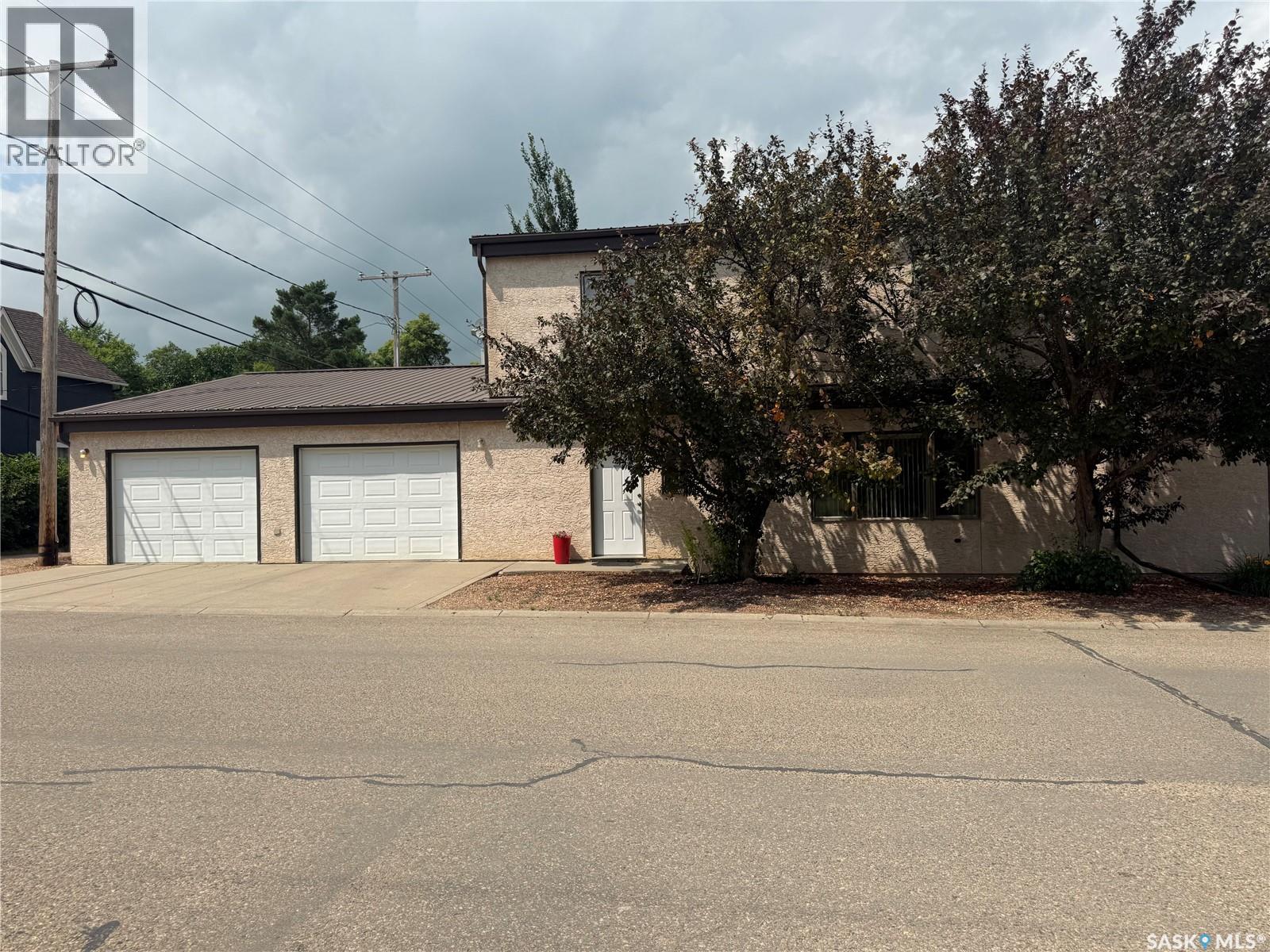 400 Grand Avenue, Indian Head, Saskatchewan  S0G 2K0 - Photo 4 - SK043580