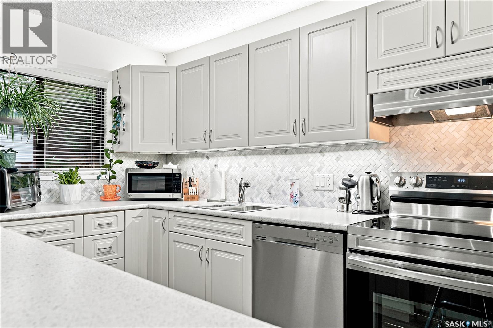 104 441 Pendygrasse Road, Saskatoon, Saskatchewan  S7M 5C1 - Photo 5 - SK043565