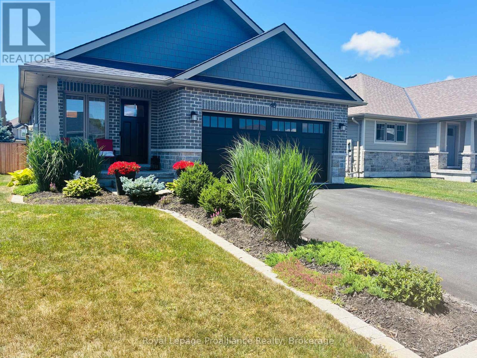 48 Mercedes Drive, Belleville, Ontario  K8N 0B4 - Photo 1 - X13601692