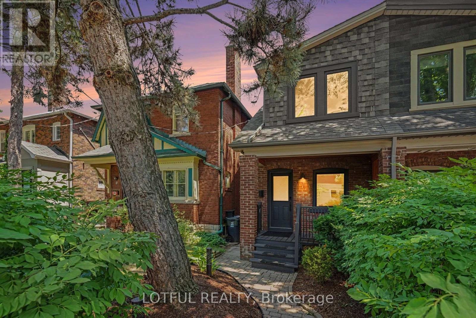 3 MARTIN ROAD, Toronto (Mount Pleasant East)