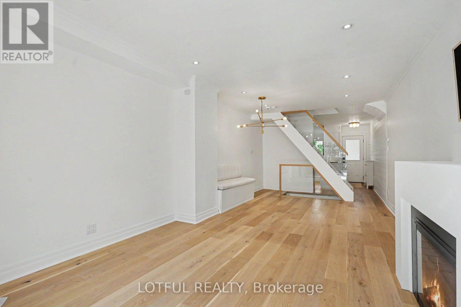3 Martin Road, Toronto, Ontario  M4S 2V1 - Photo 11 - C13601524