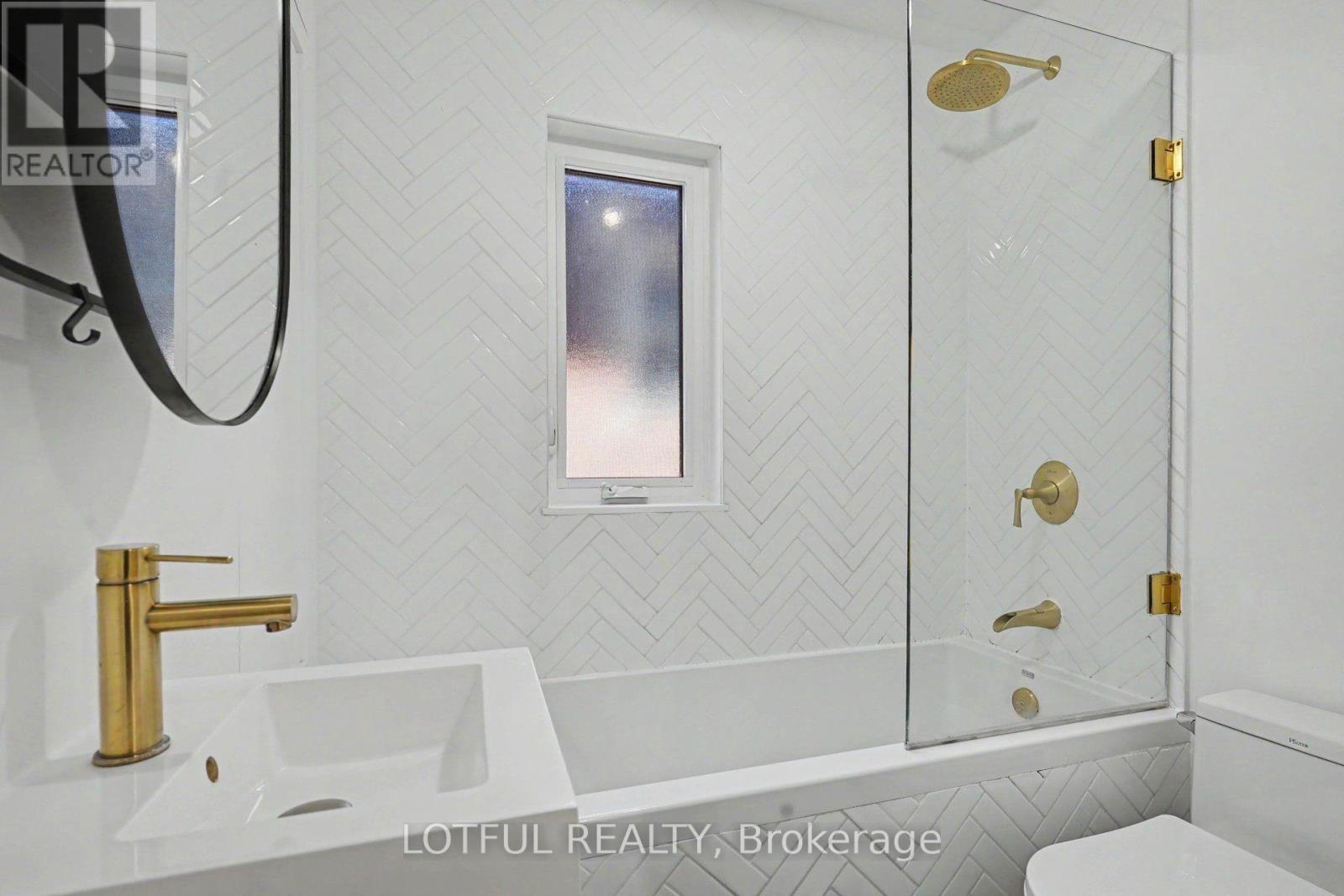 3 Martin Road, Toronto, Ontario  M4S 2V1 - Photo 16 - C13601524