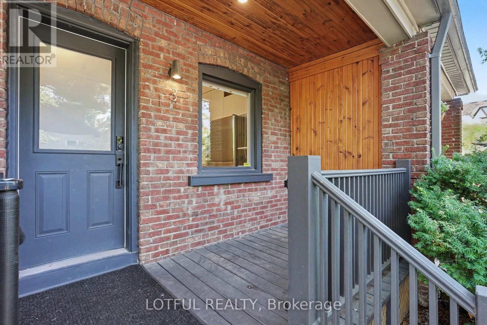 3 Martin Road, Toronto, Ontario  M4S 2V1 - Photo 3 - C13601524