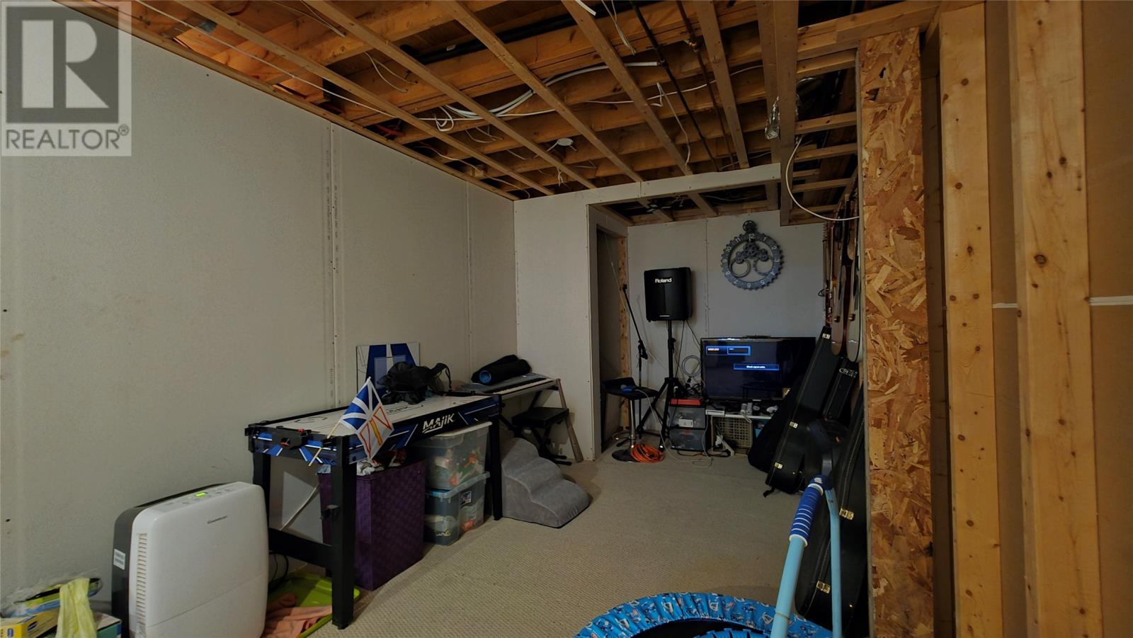 Photo 33