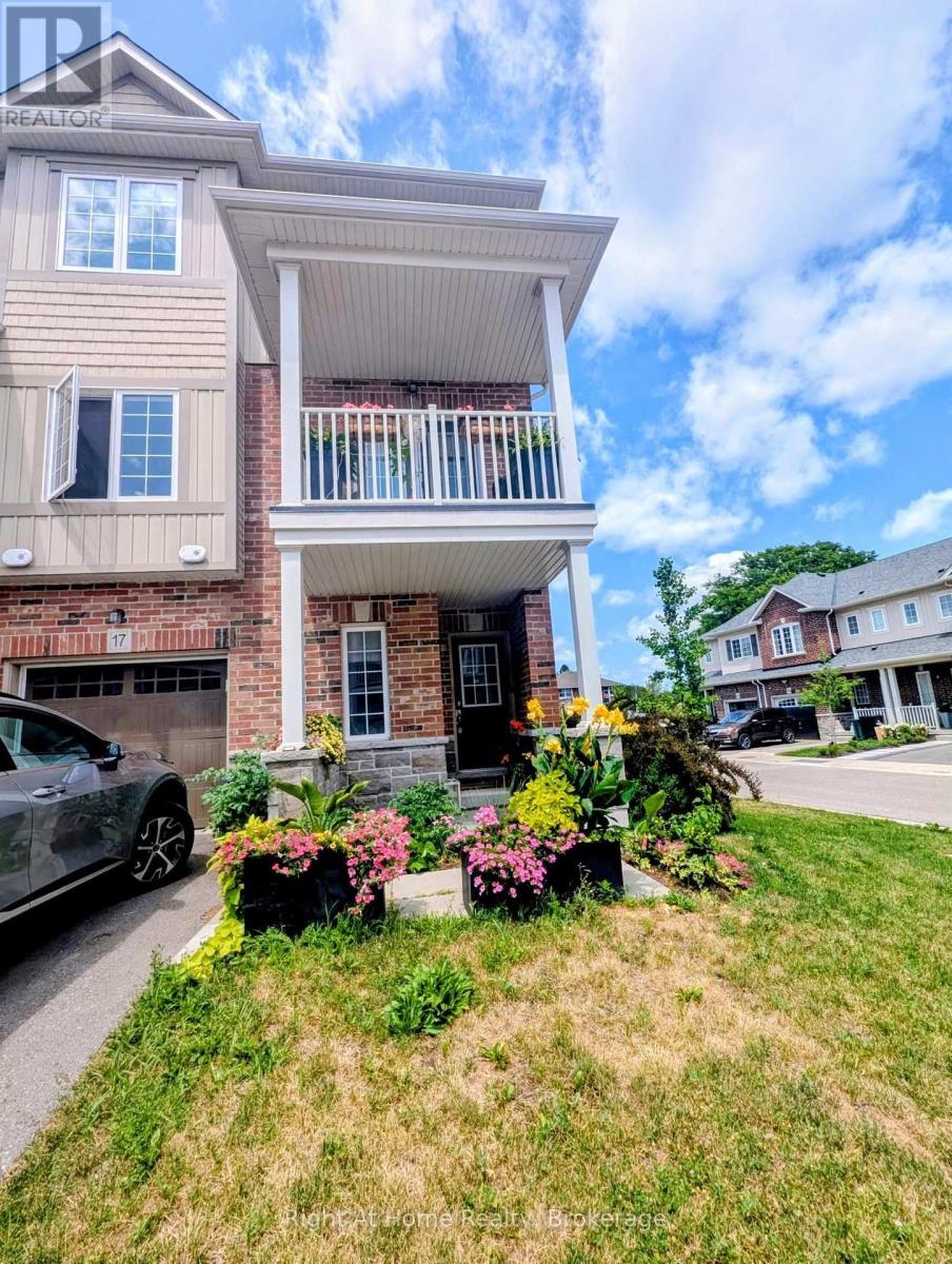 17 ROSEBERRY LANE, Kitchener