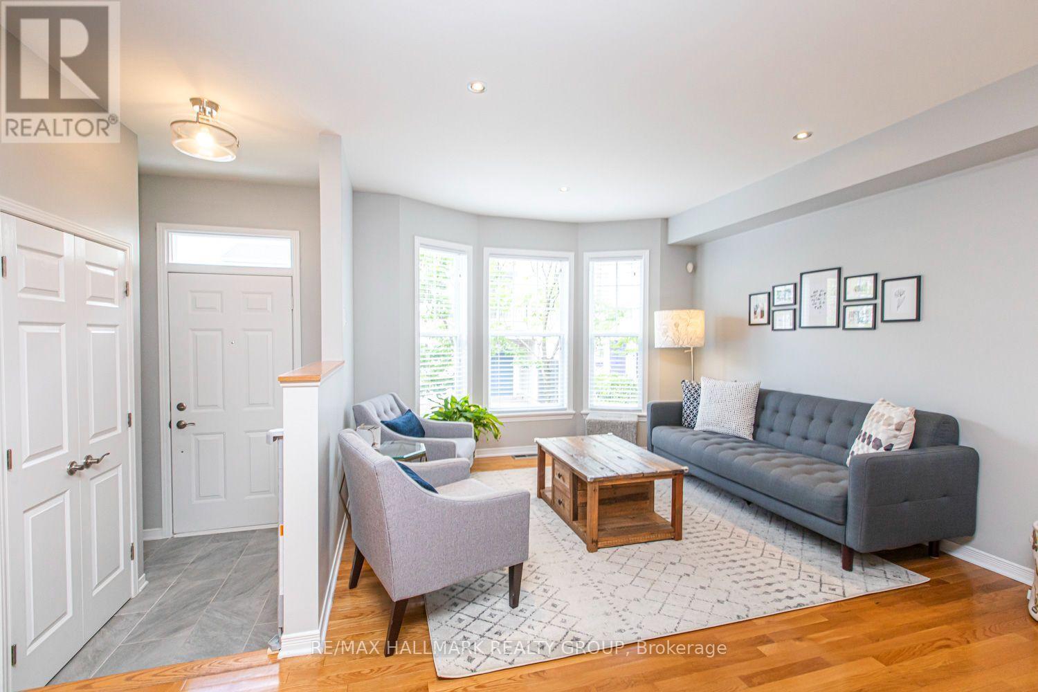 55 Jardin Private, Ottawa, Ontario  K1K 4W1 - Photo 4 - X13601708