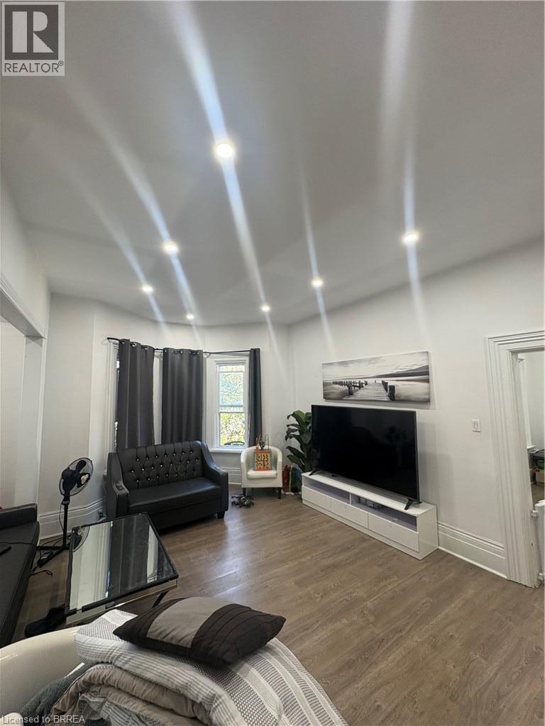472 Colborne Street E, Brantford, Ontario  N3S 3P1 - Photo 6 - 40850524
